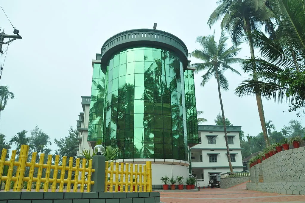 Misty Hills Hotel & Resorts Wayanad 2*,
